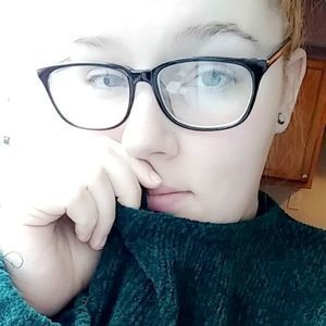 Meet your Posher, Cayla